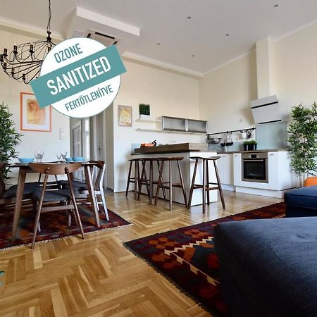 Luxury Apartment By Hi5 - Kiraly Street Suite بودابست المظهر الخارجي الصورة