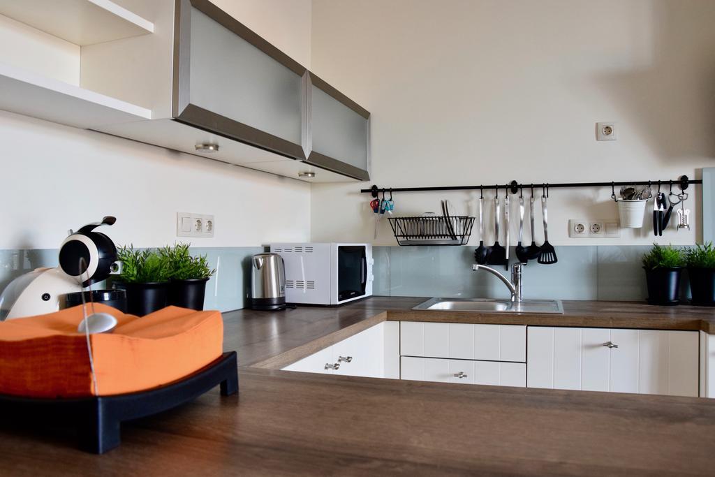 Luxury Apartment By Hi5 - Kiraly Street Suite بودابست المظهر الخارجي الصورة